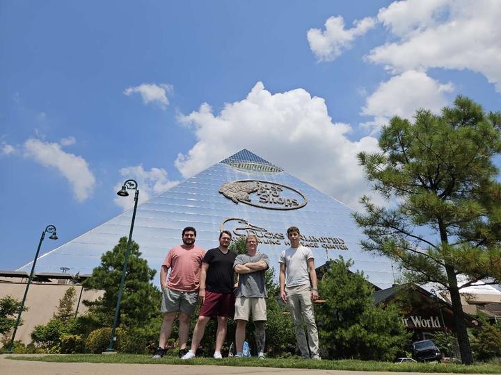 Apes Meetup 2025 photo 30